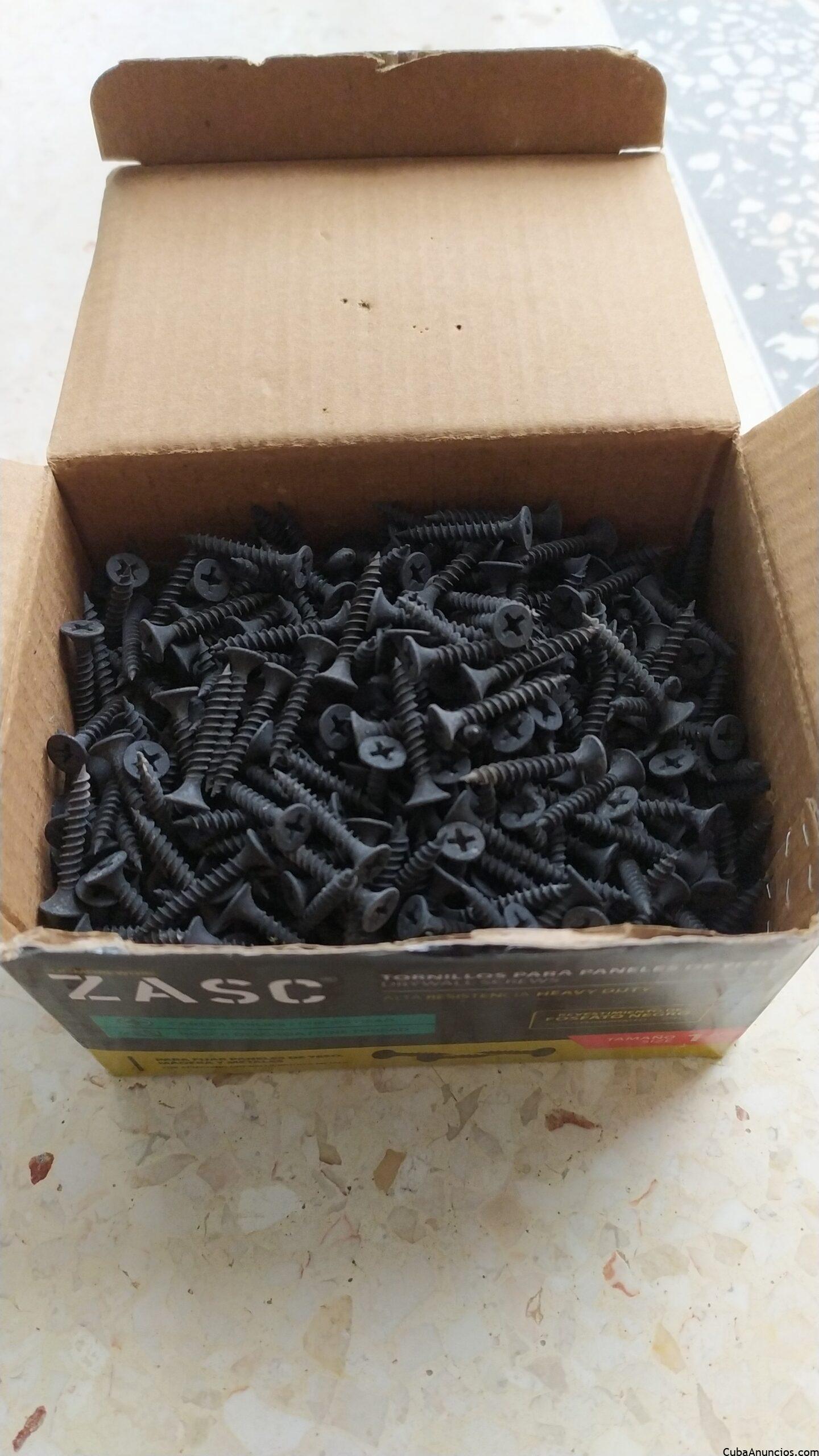 Tornillos tirafonfo