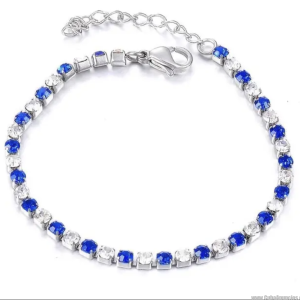 Pulcera ilde de acero inoxidable y cristales de circonia azul y blanco.