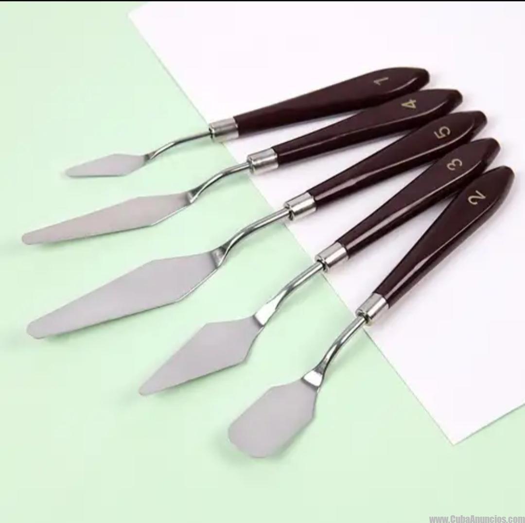 Juego de cuchillos para repostería