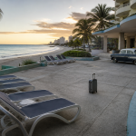 Hotel y playa casi vacíos durante la caída de visitantes internacionales en Cuba